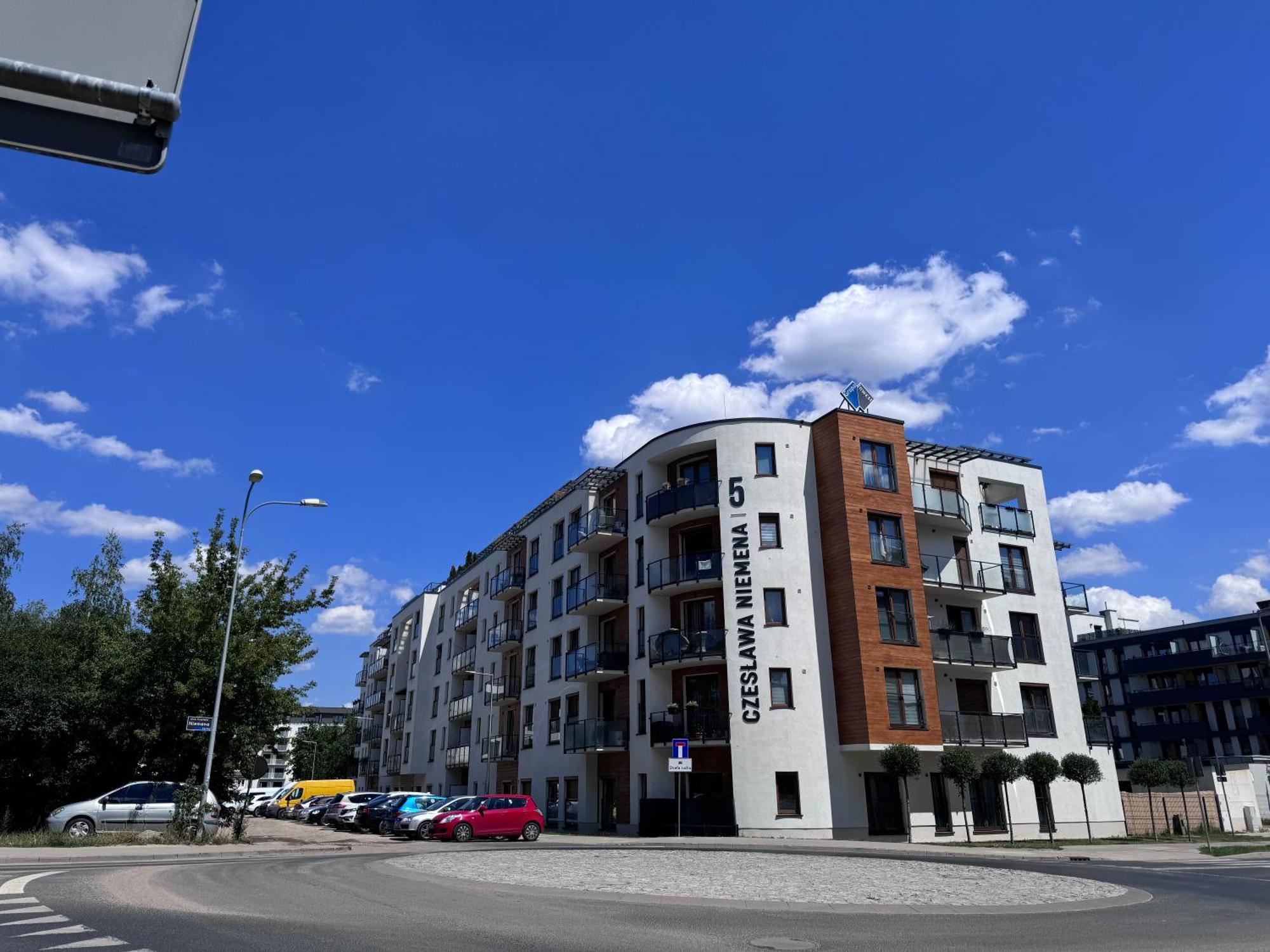 Bnp L Business And Pleasure Posnania * Poznan